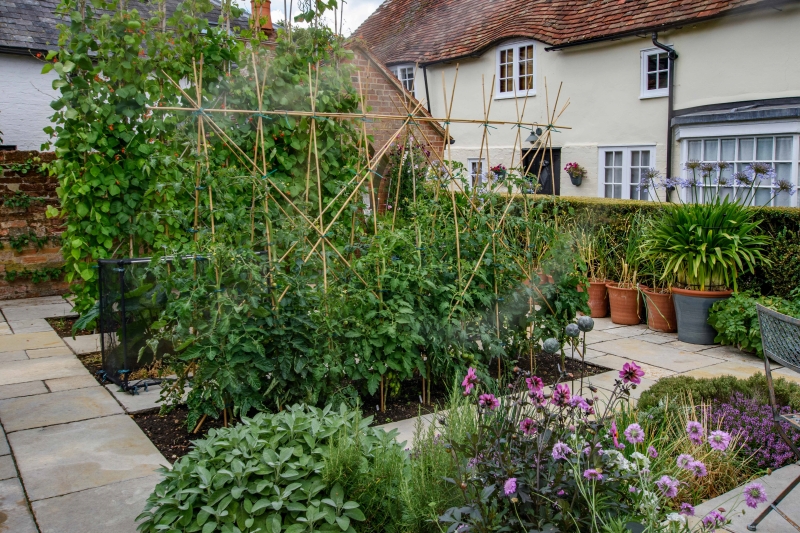 Witts End Gardens